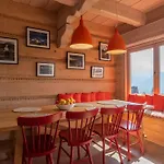 Lights Zakopane 考斯赛力克